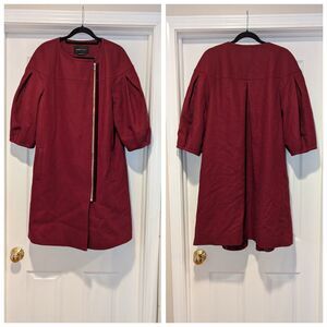 BCBGMaxazria Size Medium Maroon Wool Blend Puff Short Sleeve Jacket Driving Coat